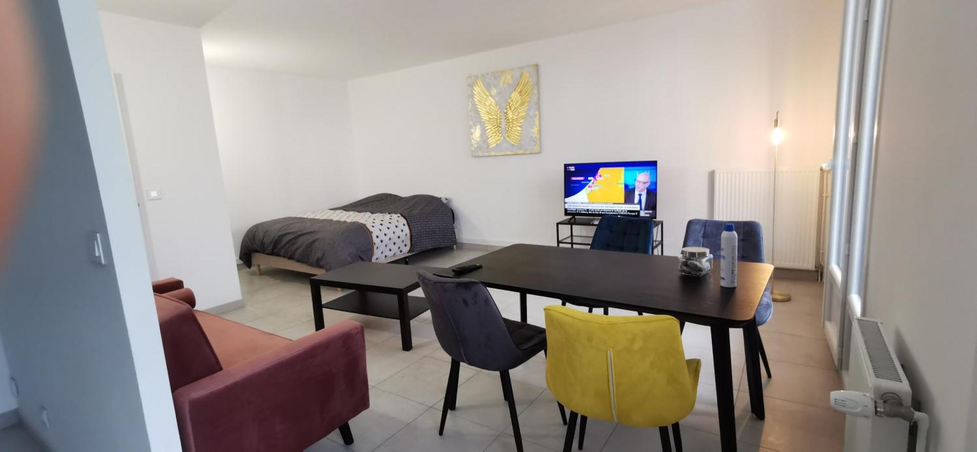 Ferienwohnung Le Patio Tram Paridis Nantes Exterior foto